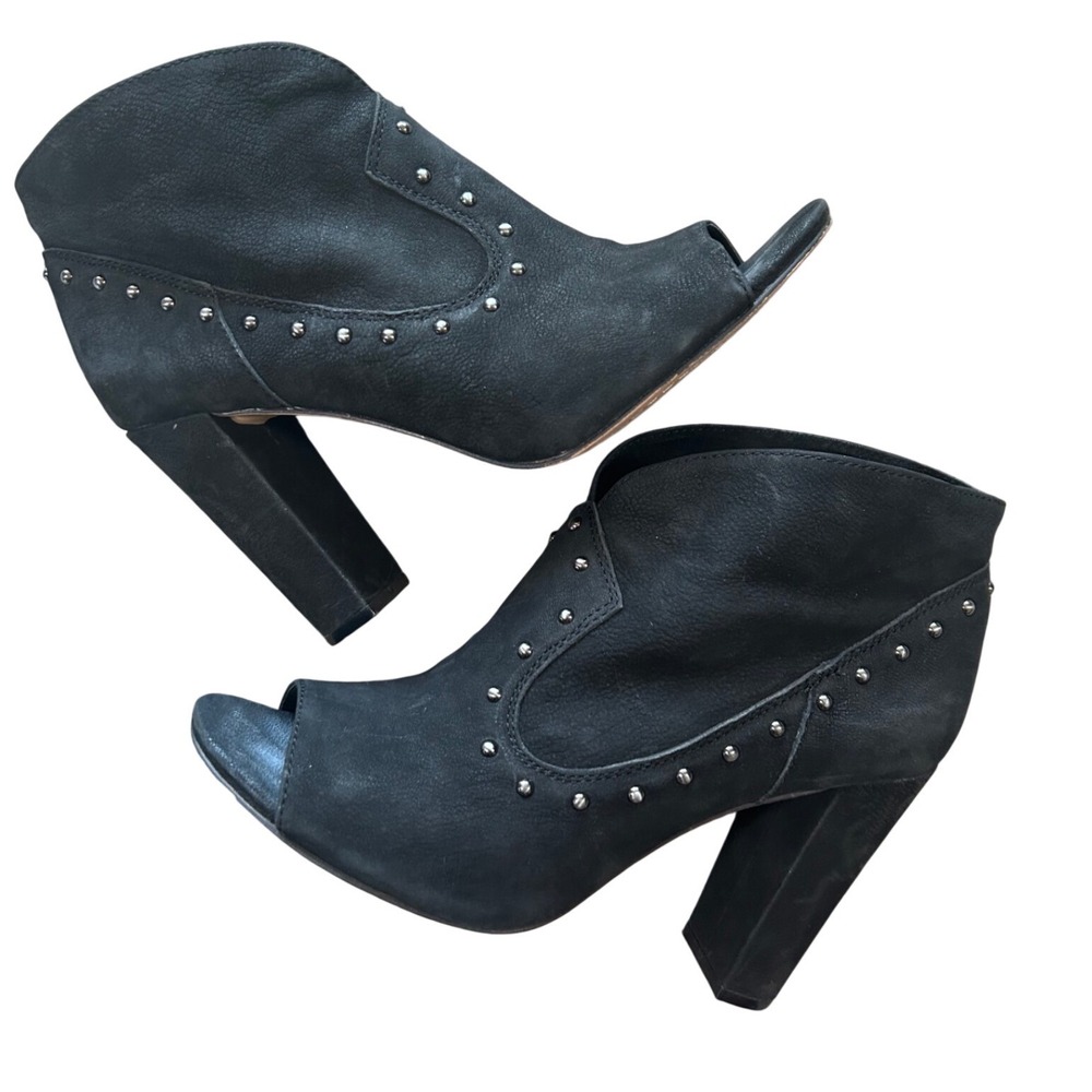 Vince Camuto Studded Peep Toe Block Heel Ankle Booties Size 9 Boho Moto Edgy